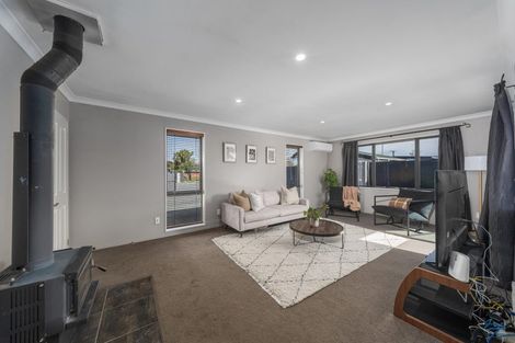 Photo of property in 42 Gladstone Road, Woodend, 7610