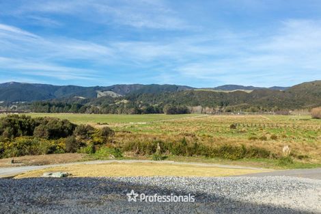 Photo of property in 9 Margaret Mahy Drive, Blue Mountains, Upper Hutt, 5371