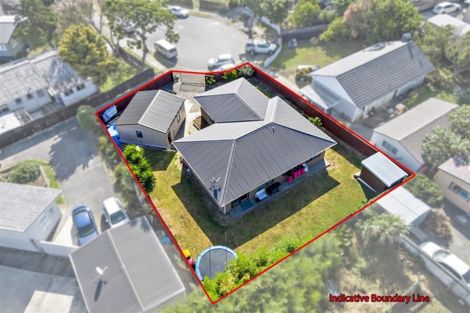 Photo of property in 15 Malmo Place, Manurewa, Auckland, 2102