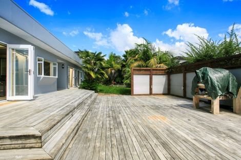 Photo of property in 14a The Avenue, Albany, Auckland, 0632