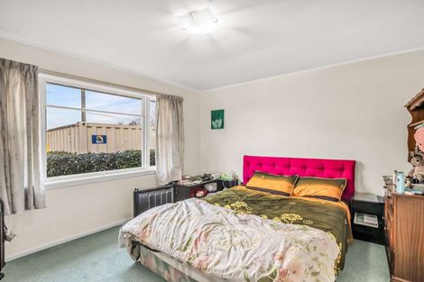 Photo of property in 11 Mottram Street, Redwood, Christchurch, 8051