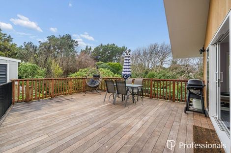 Photo of property in 57 Poto Road, Normandale, Lower Hutt, 5010