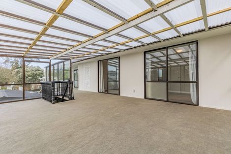 Photo of property in 35 Nile Road, Kelston, Auckland, 0602