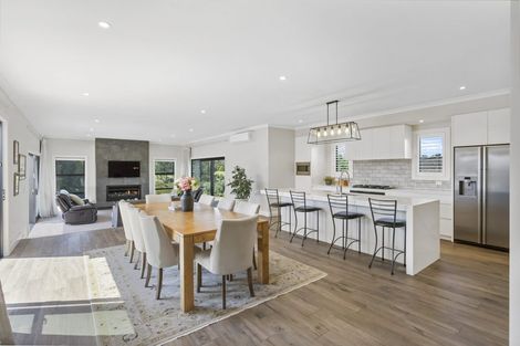 Photo of property in 14 Ringi Lane, Orewa, 0931