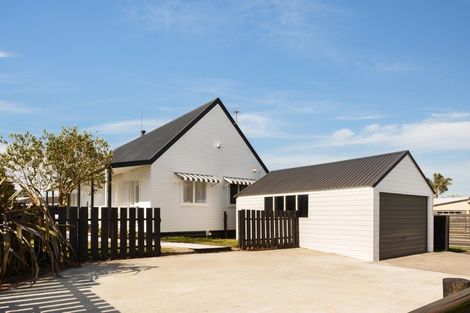 Photo of property in 257 Dickson Road, Papamoa Beach, Papamoa, 3118