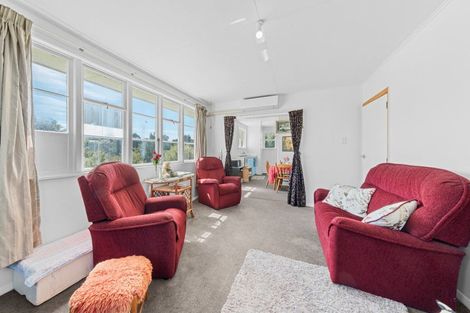 Photo of property in 66 Banks Street, Marfell, New Plymouth, 4310