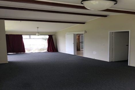 Photo of property in 47 Staverton Crescent, Mangere, Auckland, 2022