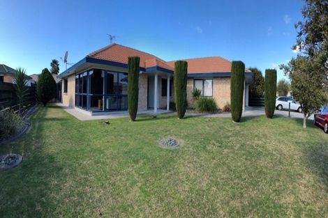 Photo of property in 9 Sequoia Grove, Mount Maunganui, 3116