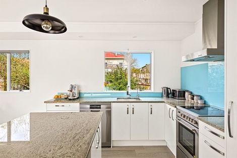 Photo of property in 2/11 Delamare Court, Sunnynook, Auckland, 0632