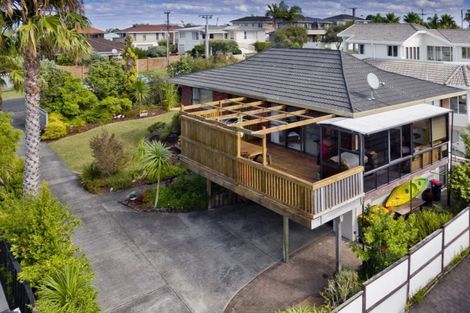 Photo of property in 1/16 Toroa Street, Torbay, Auckland, 0630