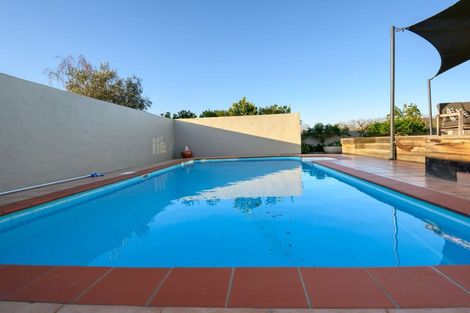 Photo of property in 16 Kopanga Road, Havelock North, 4130