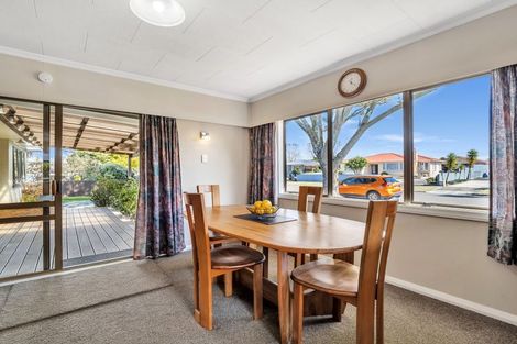 Photo of property in 9 Birmingham Street, Takaro, Palmerston North, 4412