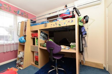 Photo of property in 14 Dover Road, St Andrews, Hamilton, 3200