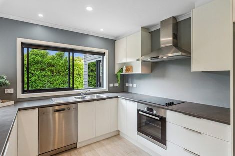 Photo of property in 35 Gallipoli Place, Paraparaumu, 5032