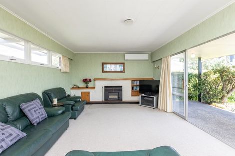 Photo of property in 11 Totara Street, Taradale, Napier, 4112