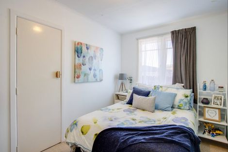 Photo of property in 27 Magdalen Crescent, Pirimai, Napier, 4112