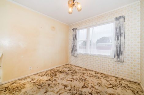 Photo of property in 6 Ellesmere Crescent, Highbury, Palmerston North, 4412