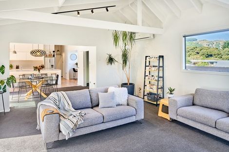 Photo of property in 16 Grange Park Avenue, Raumati South, Paraparaumu, 5032