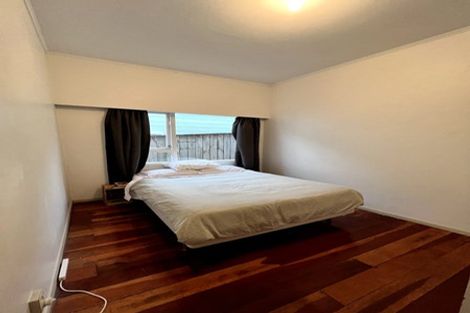 Photo of property in 192 Sutherland Road, Lyall Bay, Wellington, 6022