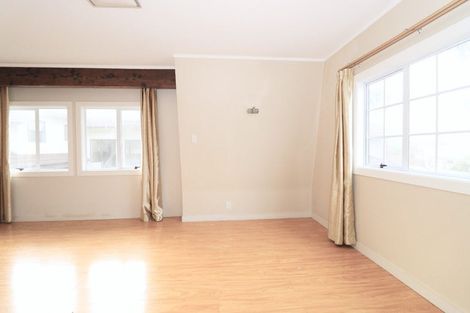 Photo of property in 139 Bucklands Beach Road, Bucklands Beach, Auckland, 2012