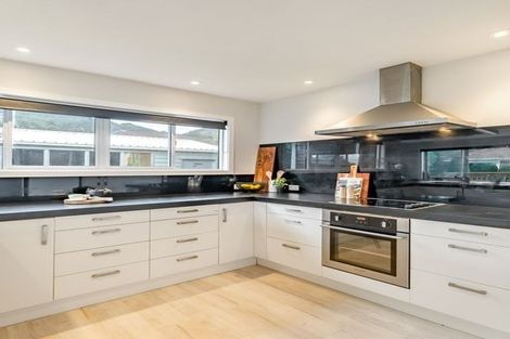 Photo of property in 21a Rimu Street, Naenae, Lower Hutt, 5011