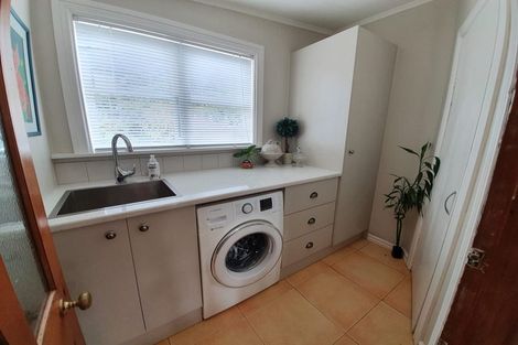 Photo of property in 286 Main Road, Tawa, Wellington, 5028