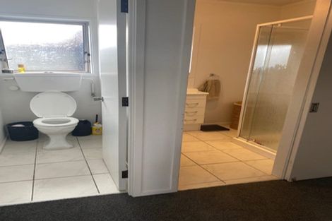 Photo of property in 1/32 Hellyers Street, Birkdale, Auckland, 0626