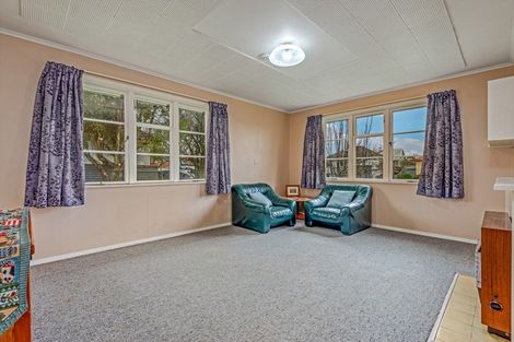 Photo of property in 4 Forth Terrace, Roslyn, Palmerston North, 4414
