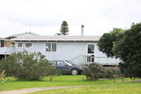 Photo of property in 9 Broadlands Drive, Omaha, 0986