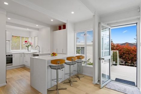 Photo of property in 2/19 Flanshaw Road, Te Atatu South, Auckland, 0610