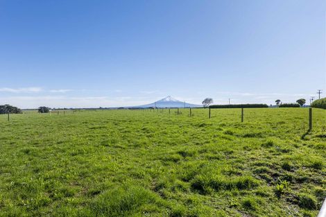 Photo of property in 5778 Mountain Road, Normanby, Hawera, 4673