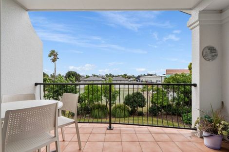 Photo of property in 2/111 Santa Monica Drive, Papamoa Beach, Papamoa, 3118
