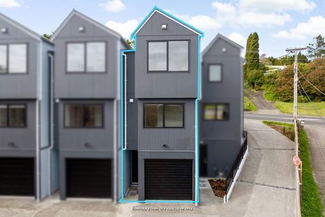 Photo of property in 4/11 Seymour Road, Sunnyvale, Auckland, 0612