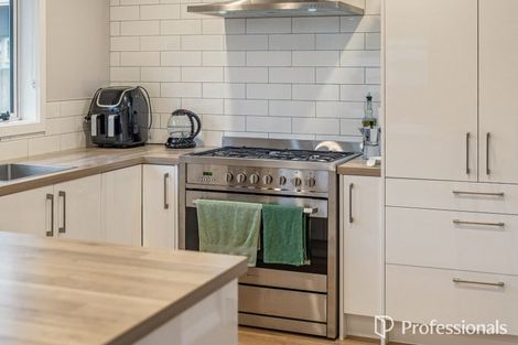 Photo of property in 2 Short Street, Wainuiomata, Lower Hutt, 5014