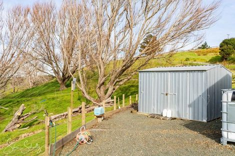 Photo of property in 16 Nikau Lane, Maungaturoto, 0520
