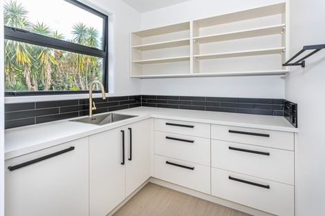 Photo of property in 11 Titoki Lane, Whangamata, 3691