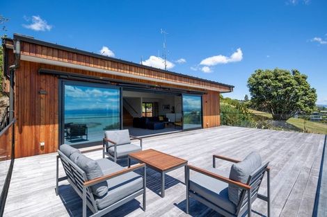 Photo of property in 94 Queens Road, Stepneyville, Nelson, 7010