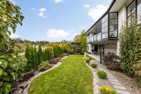 Photo of property in 55 Breadalbane Avenue, Havelock North, 4130