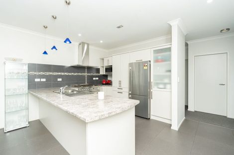 Photo of property in 3 Denham Court, Flagstaff, Hamilton, 3210