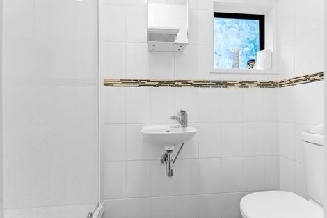 Photo of property in 576c South Titirangi Road, Titirangi, Auckland, 0604