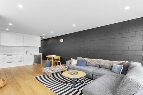 Photo of property in 4/19 Champion Street, Edgeware, Christchurch, 8013