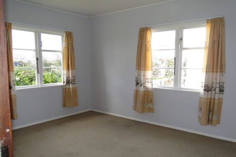 Photo of property in 9 Waiohua Road, Greenlane, Auckland, 1061