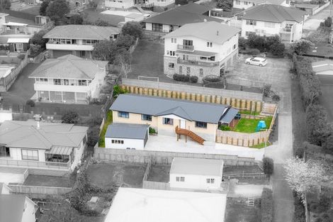 Photo of property in 43a Livingstone Avenue, Nawton, Hamilton, 3200