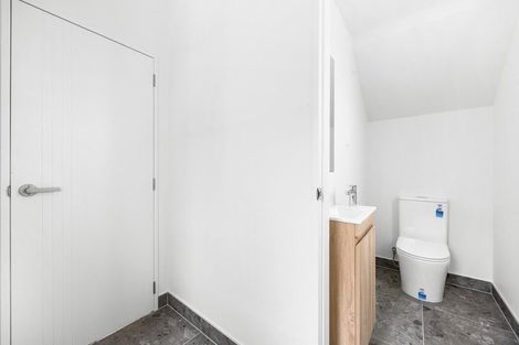 Photo of property in 5 Brent Place, Manurewa, Auckland, 2102