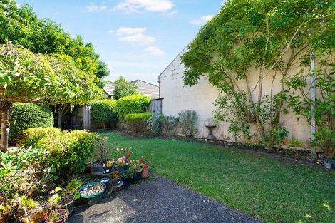Photo of property in 172 Waitemata Drive, Ranui, Auckland, 0612