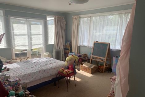 Photo of property in 727 Swanson Road, Swanson, Auckland, 0612