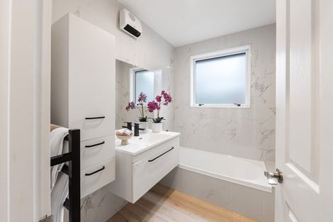 Photo of property in 2/8 Galway Avenue, Bryndwr, Christchurch, 8052