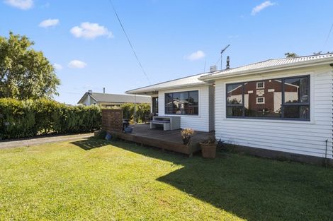 Photo of property in 24 Ngapapa Street, Urenui, 4375