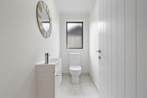 Photo of property in 27 Silicon Way, Fitzherbert, Palmerston North, 4410