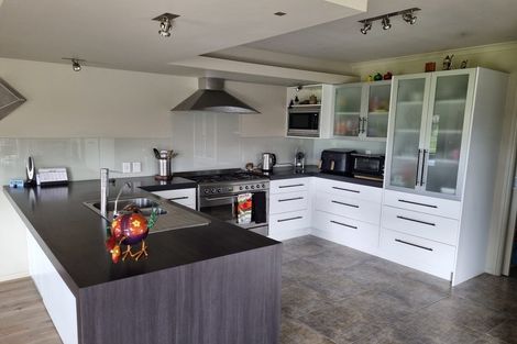 Photo of property in 35 Barbados Way, One Tree Point, 0118